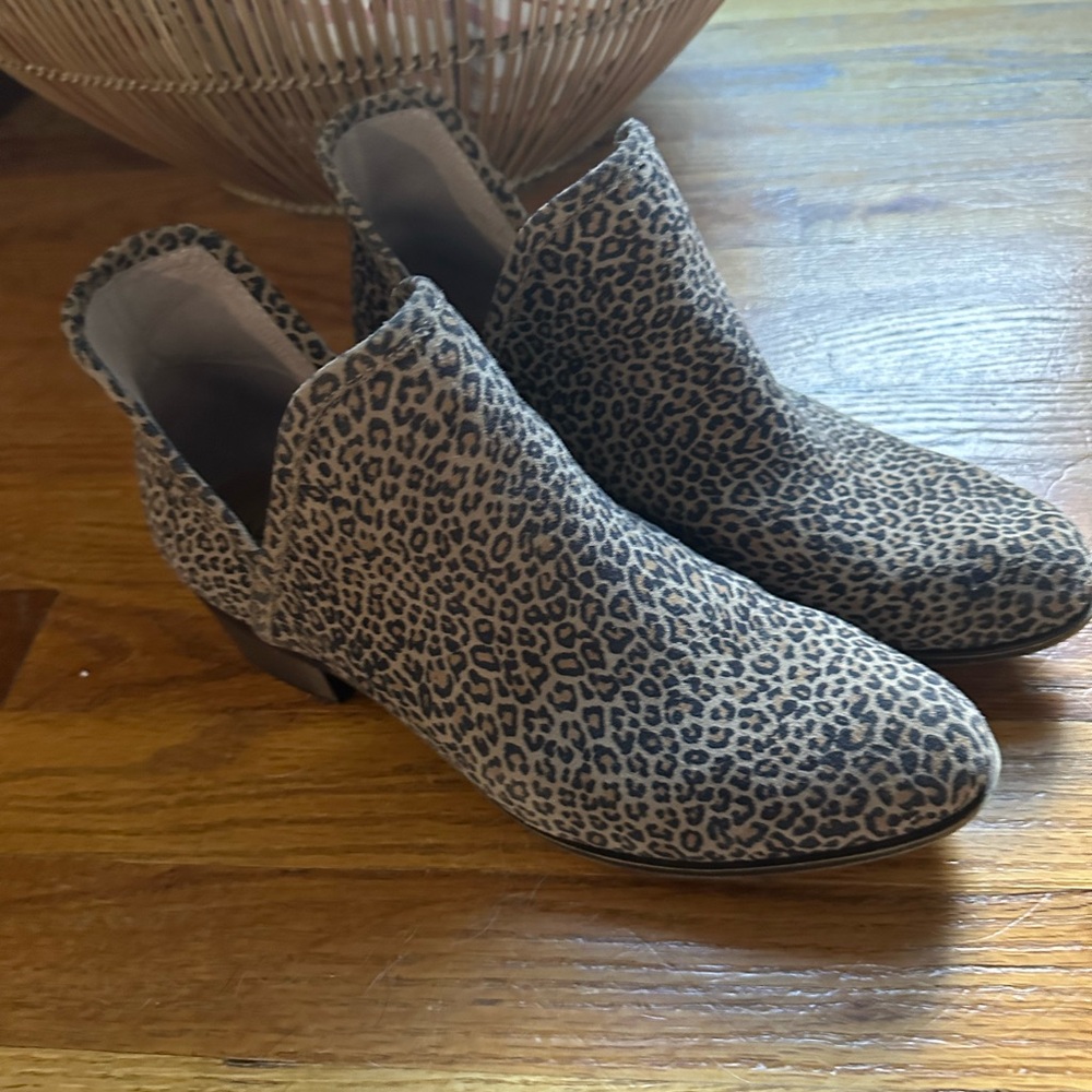 Leopard print Lucky Brand Booties, Size 11